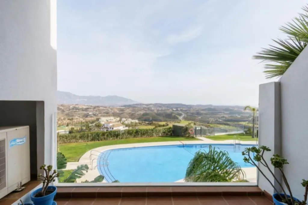 Apartamento Los Cortijos - Golf & Sea - Ct 130 Málaga Espanha